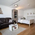 Strandhotel-heiligenhafen-wohnung-6-typ-iii アパート 3*