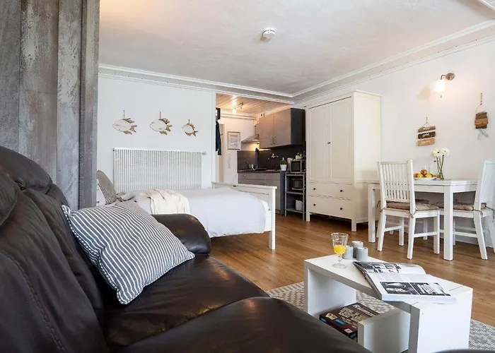 Strandhotel-heiligenhafen-wohnung-6-typ-iii Хайлигенхафен